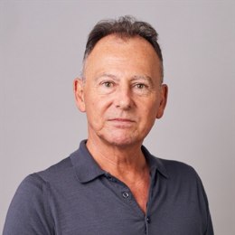 港股收盘(8.04) | 恒指上涨0.92% 黄金股表现强劲 英诺赛科(02577)再度强劲攀升